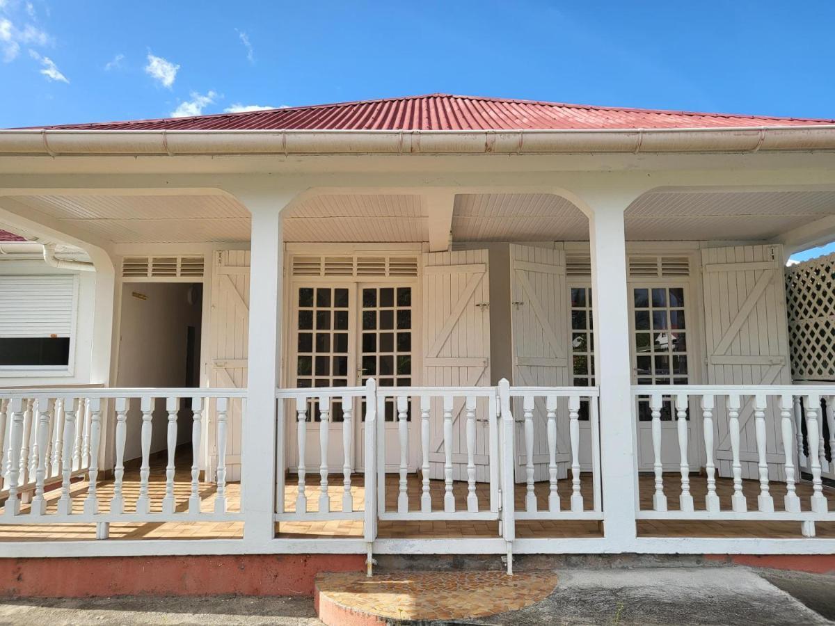 Villa Majorelia Vieux-Habitants Exterior photo